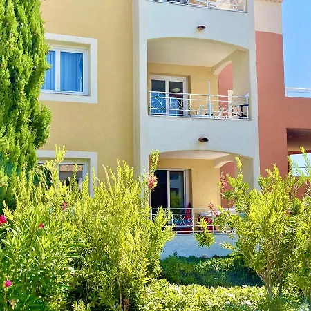 Appartement Charmant Roquebrune 35M² Piscine Partagee * Рокбрюн-сюр-Аржан
